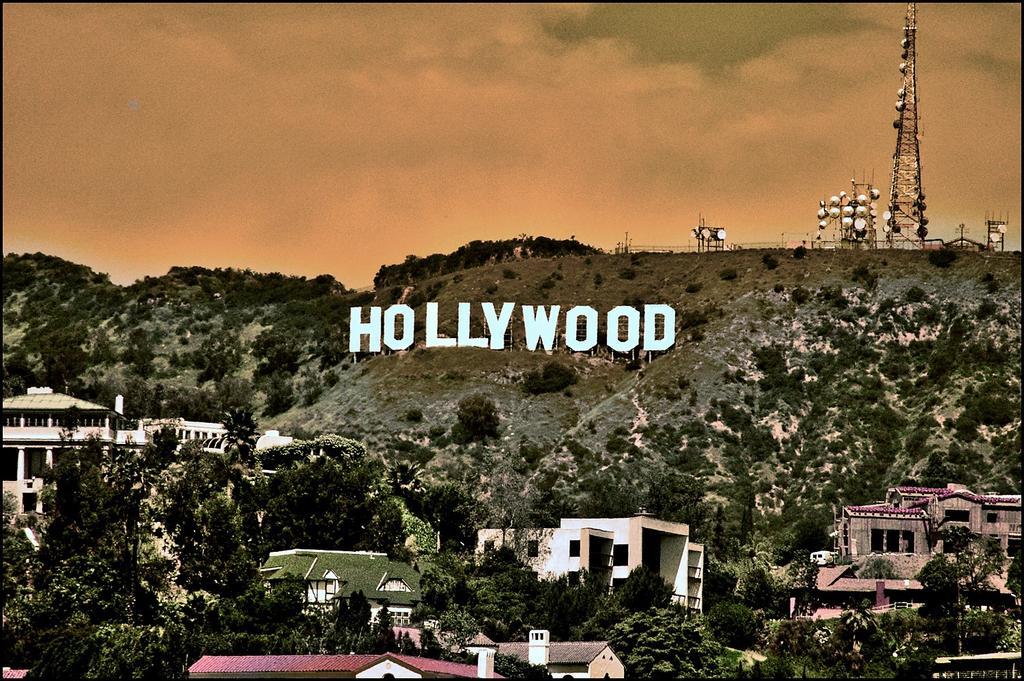 فندق لوس أنجلوسفي  Luxury Studio In Hollywood المظهر الخارجي الصورة
